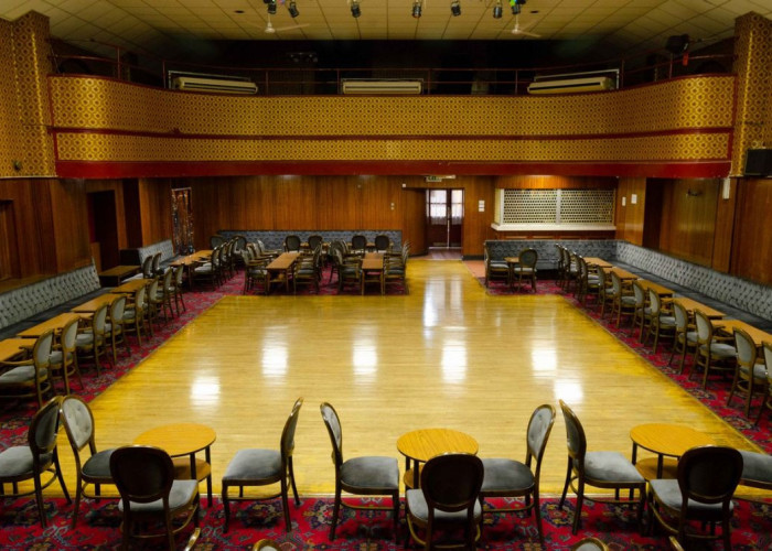 Large Retro Social Club for Filming