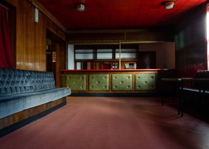 29. Pub / Bar / Club, Social Club