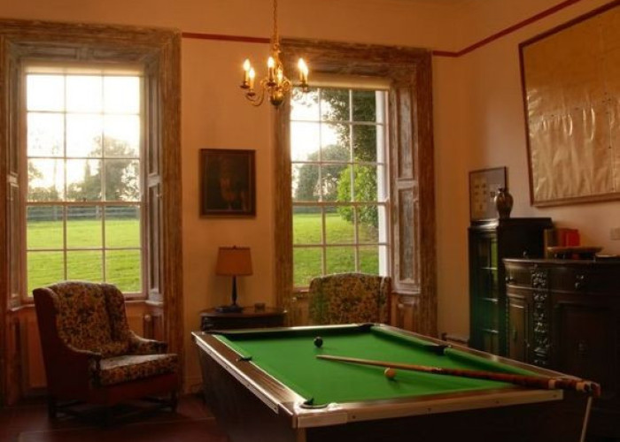 10. Billiards / Pool Room