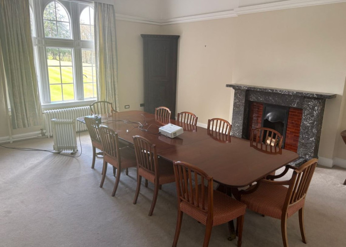 11. Diningroom, Classroom, Meeting Room, Fireplace