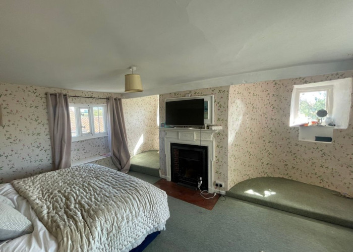 20. Bedroom, Fireplace, Bedroom (Double)