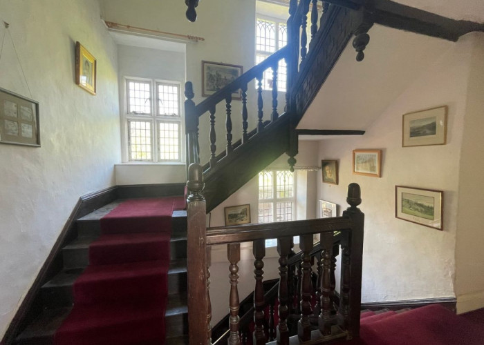 15. Stairway / Staircase