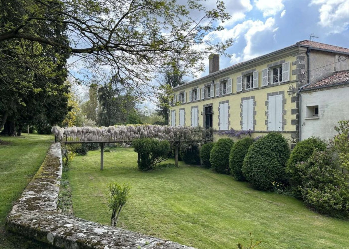 1. Exterior, Villa, Lawn