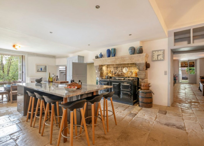 14. Kitchen, Kitchen (With Island), Kitchen With Table