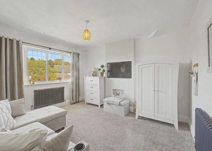 15. Livingroom, Play Area