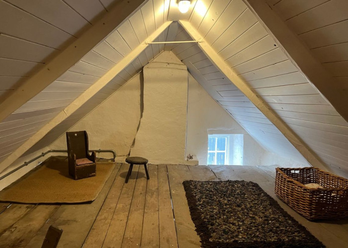 14. Bedroom, Attic/Loft