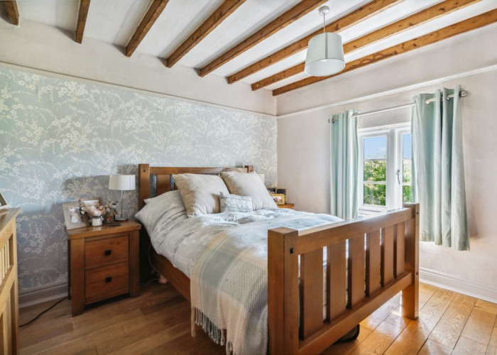 6. Bedroom (Double)