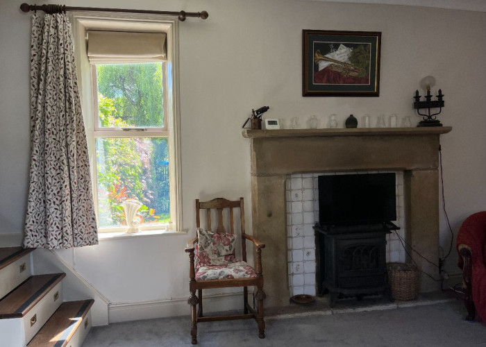 7. Livingroom, Fireplace