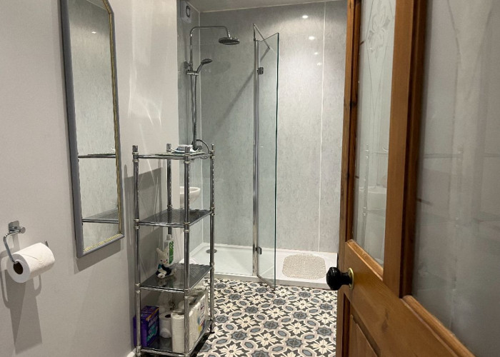 14. Shower Room