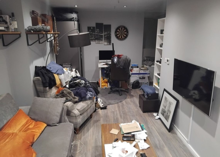 32. Livingroom