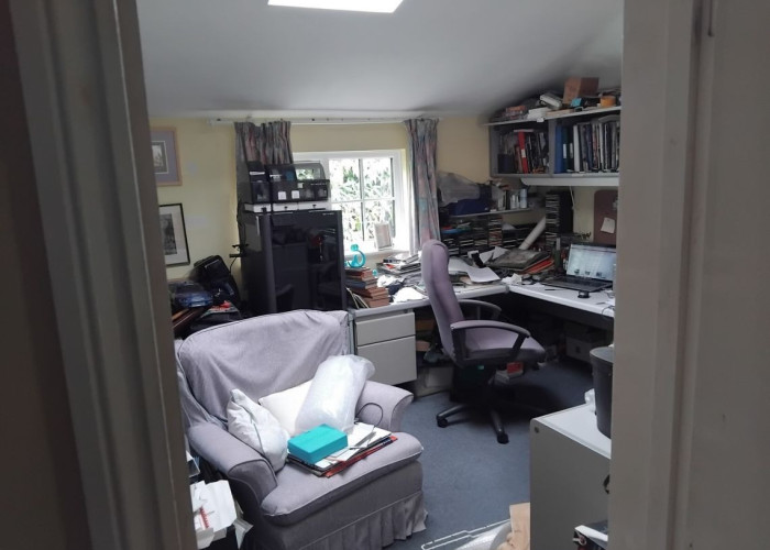 8. Home Office / Study, Skylight