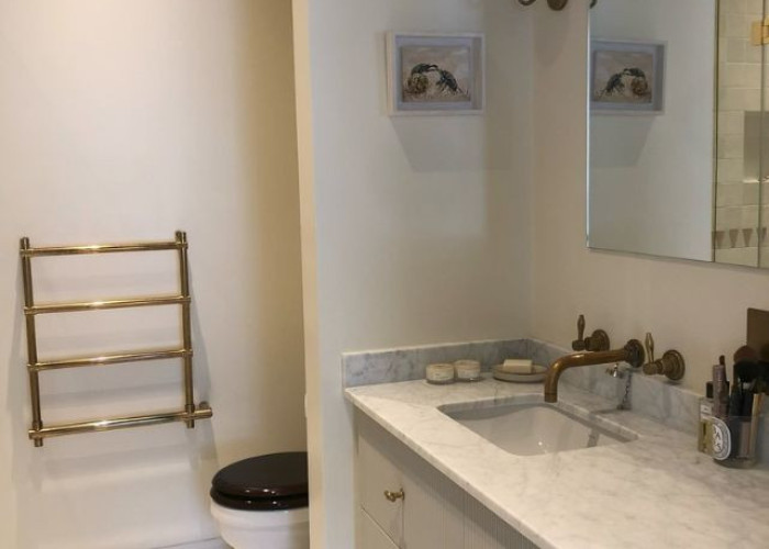 23. Bathroom