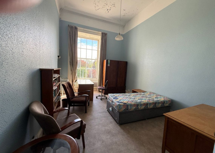96. Bedroom