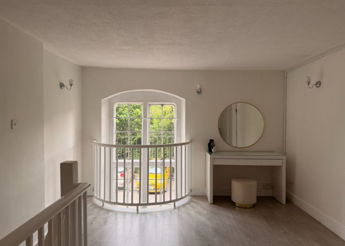 12. Bedroom, Landing, Dressing Room/Walk-in Wardrobe