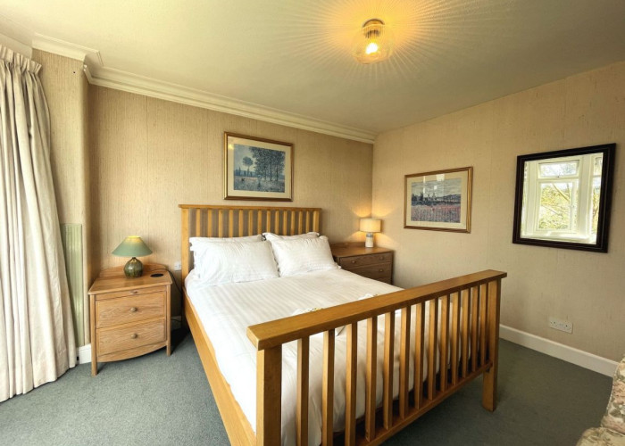 28. Bedroom (Double)