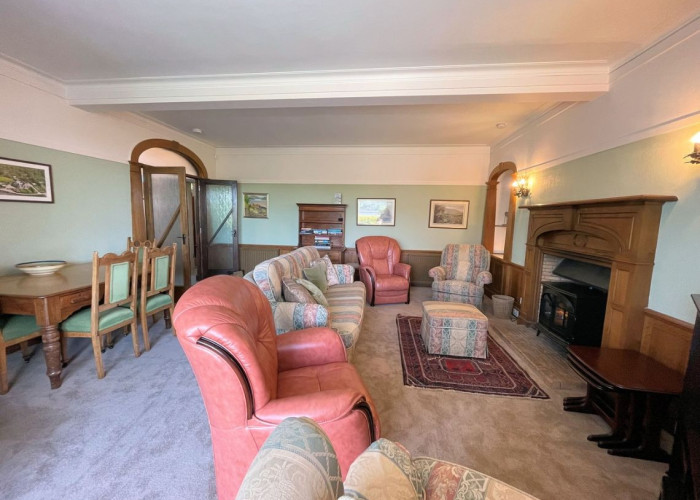 13. Livingroom, Diningroom, Fireplace