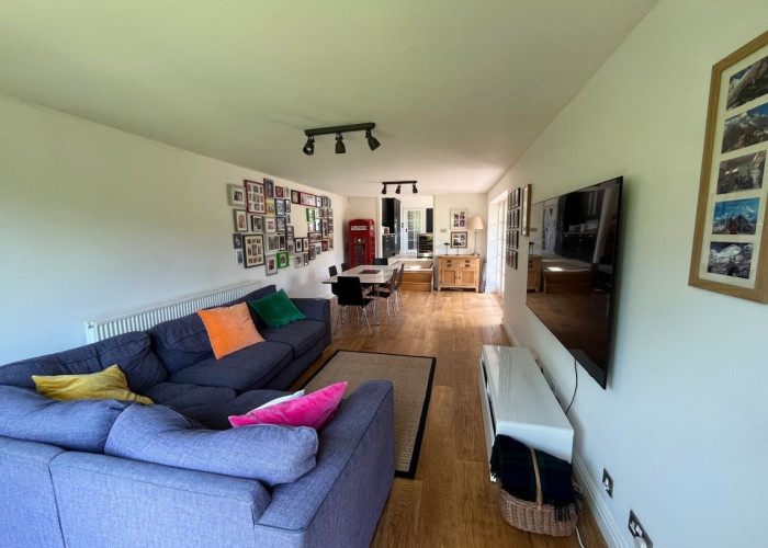 10. Livingroom, Diningroom, Open-plan
