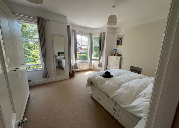 12. Bedroom (Double)