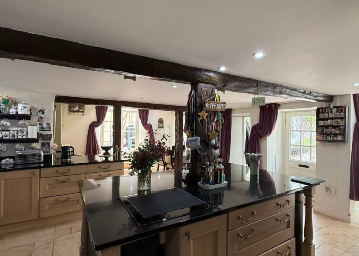 10. Kitchen, Kitchen (With Island)