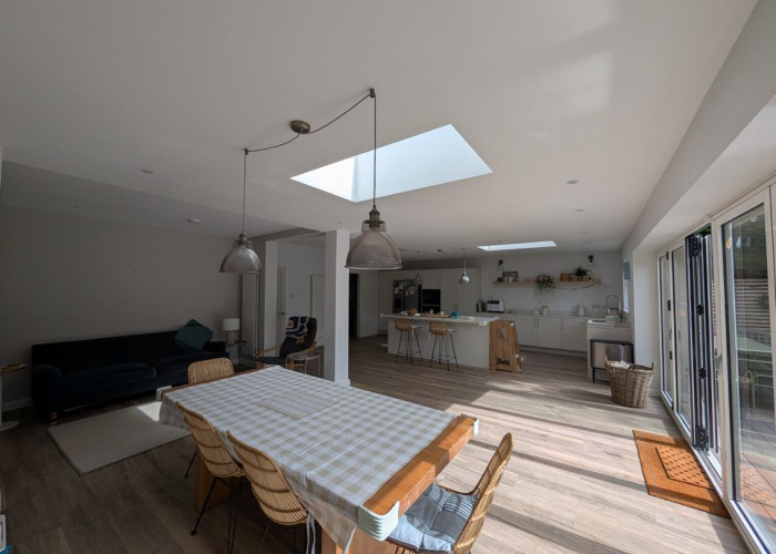 14. Diningroom