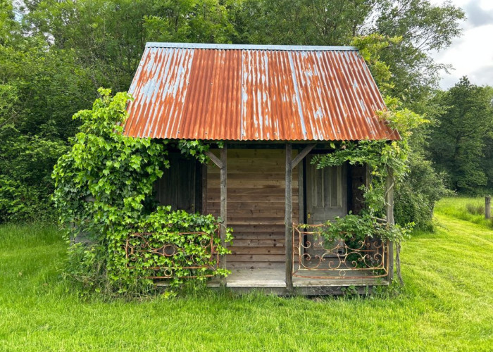 27. Outbuildings