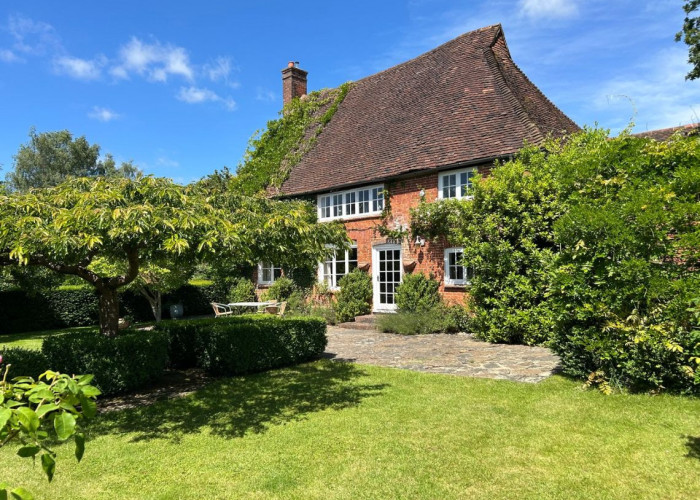 11. Exterior, House / Cottage Exterior
