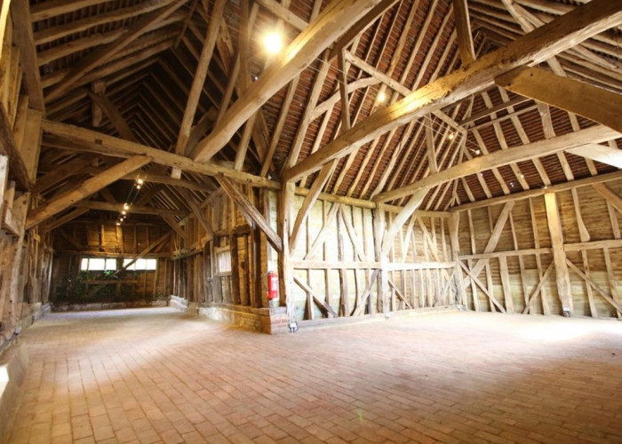 Timber-framed Farmhouse with Barns and Venue for Filming