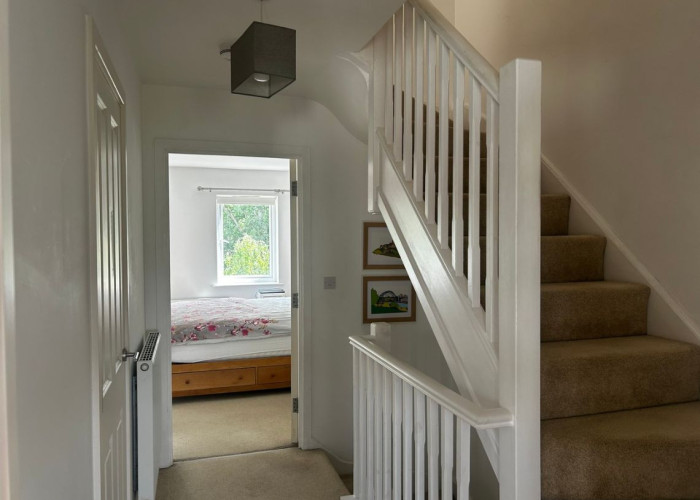 11. Hall, Landing