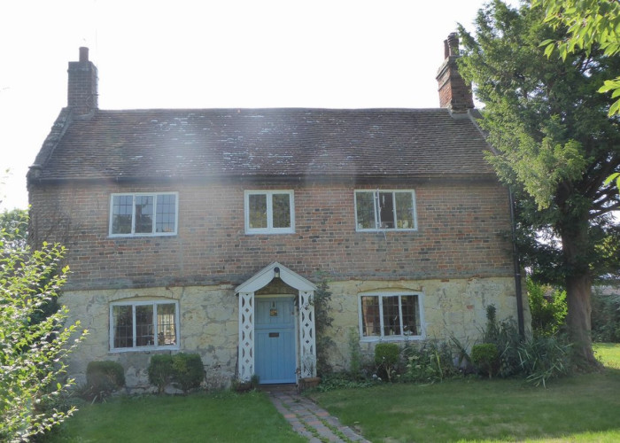 1. House / Cottage Exterior, Lawn