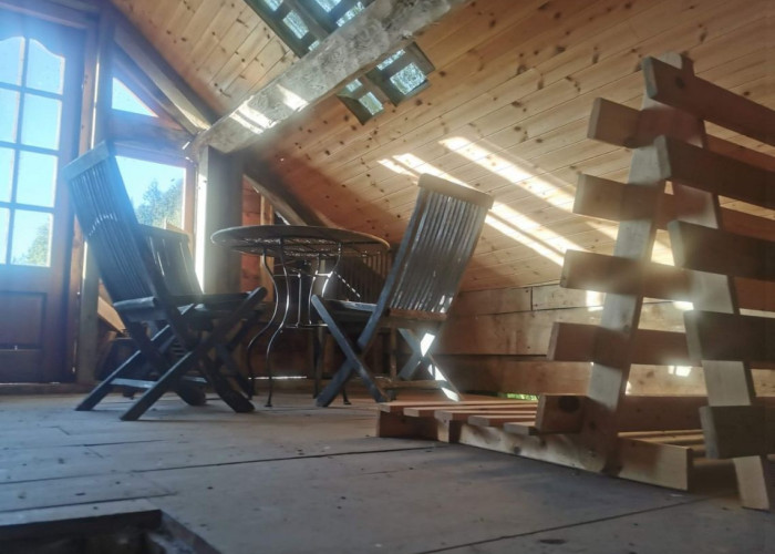 34. Studio, Barn, Balcony