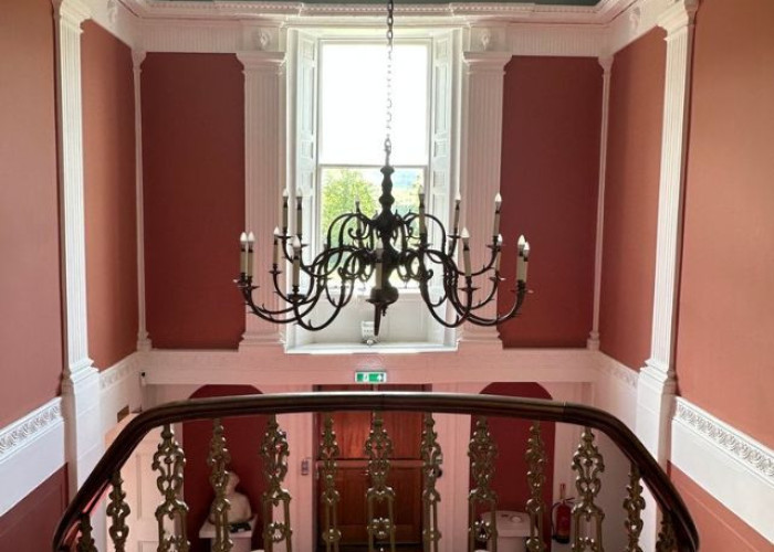 10. Stairway / Staircase, Hall