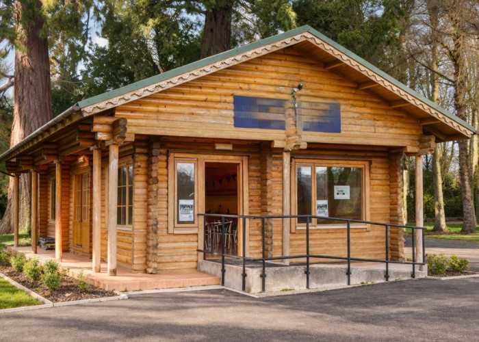 28. Outbuildings, Cabin or Shepherds Hut