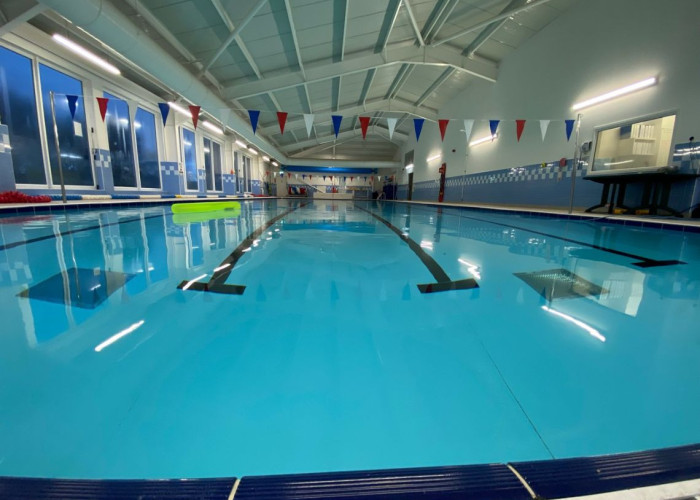 22. Swimming-pool