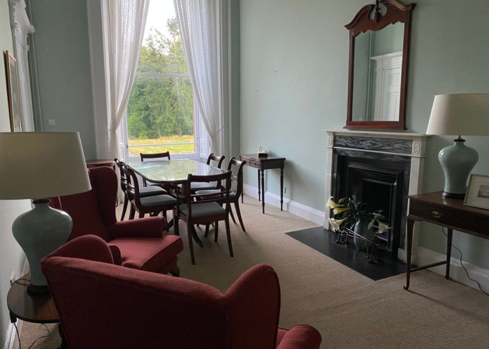 15. Meeting Room, Fireplace