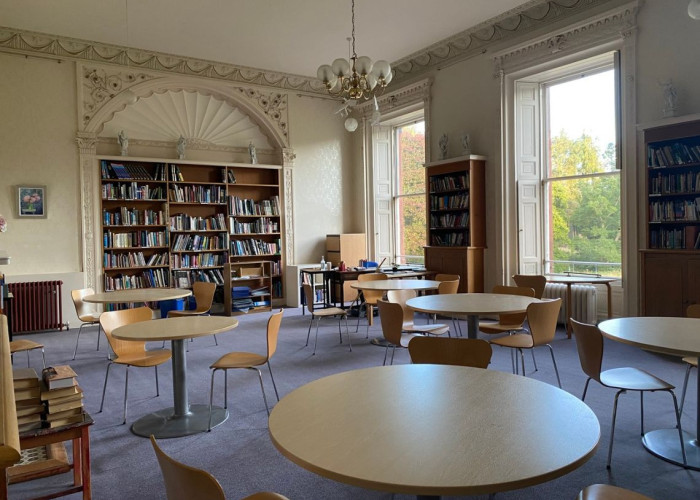 14. Library / Bookshop, Classroom