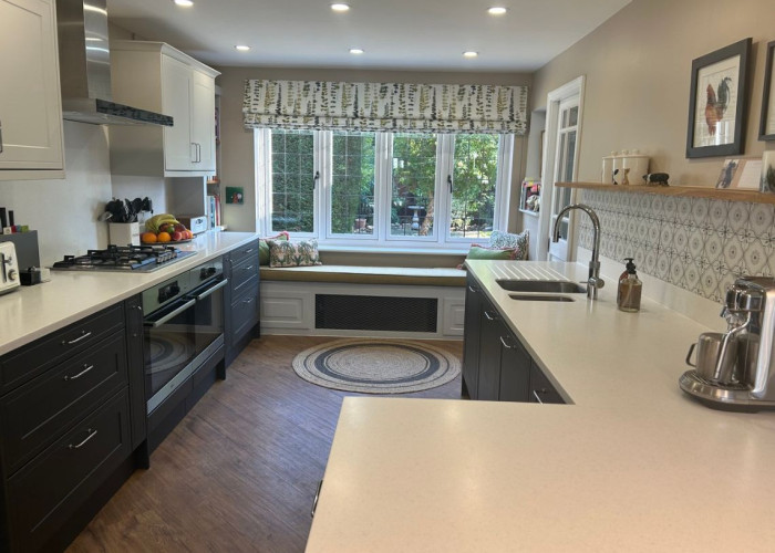 22. Kitchen, Kitchen (Coloured units)