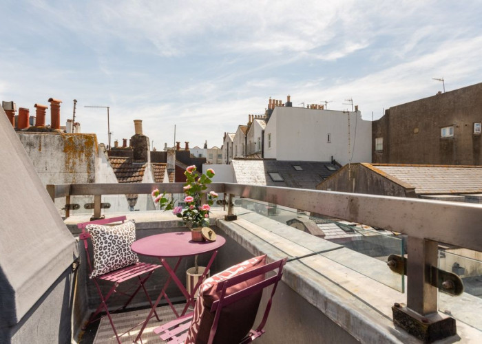 22. Rooftop, Balcony