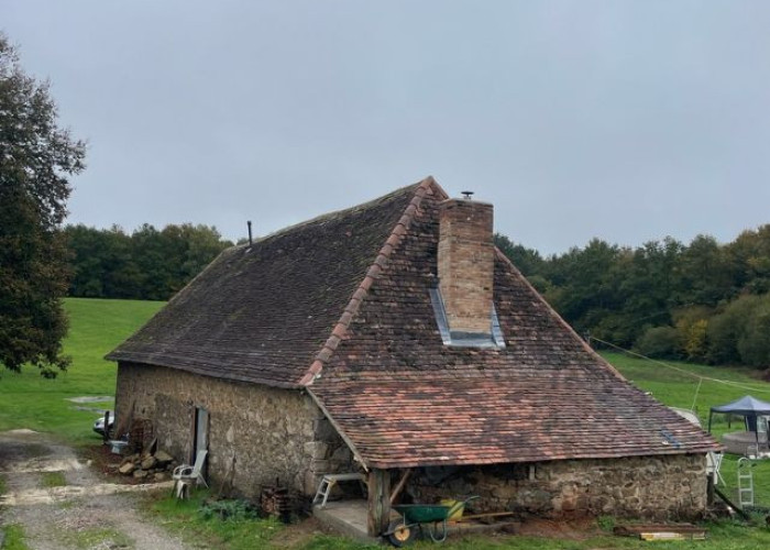 20. Barn, Stone Wall, House / Cottage