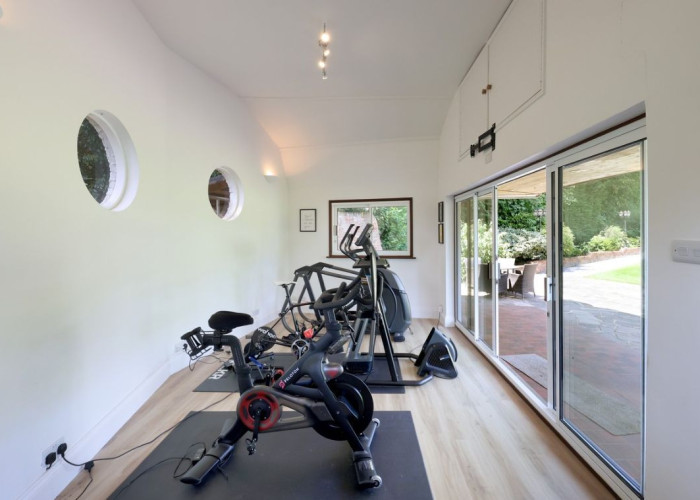 39. Gym