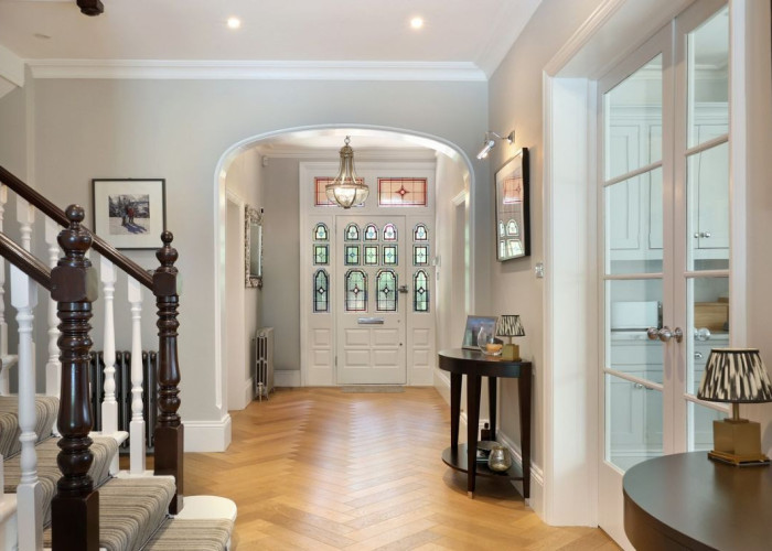 4. Hall, Wooden Floor, entrance