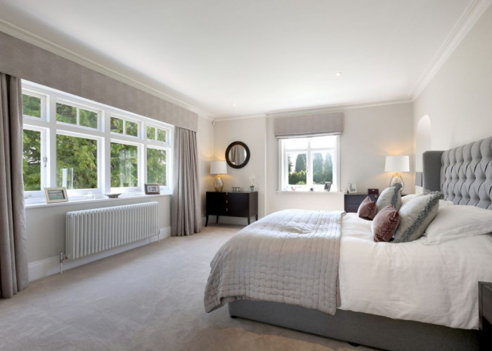 23. Bedroom (Master/En-Suite)