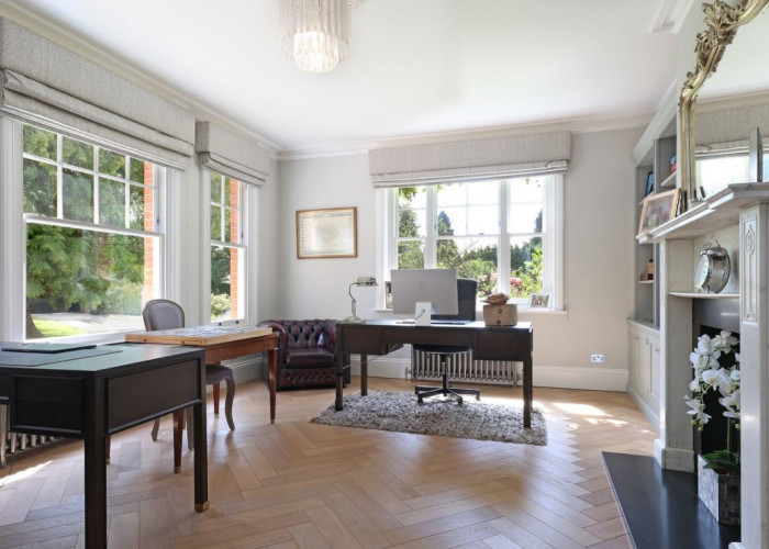 20. Home Office / Study