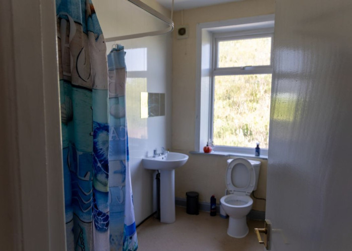 16. Bathroom