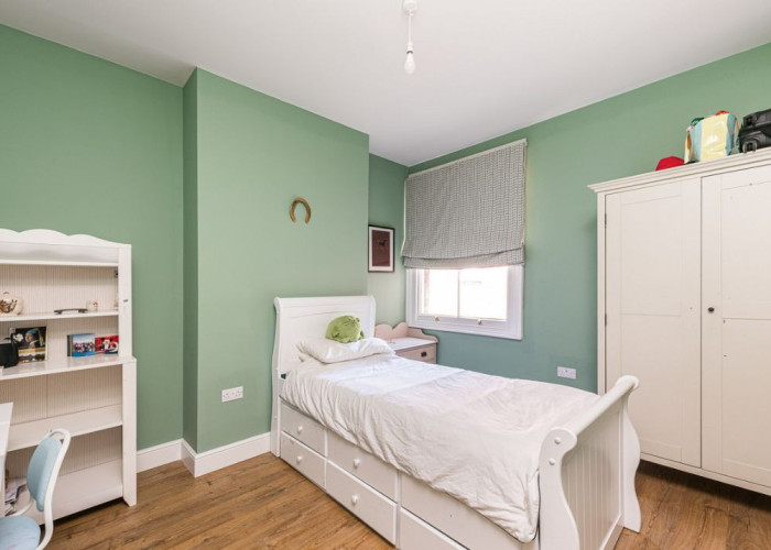 20. Bedroom (Childrens)