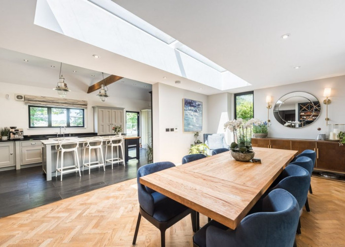 5. Diningroom