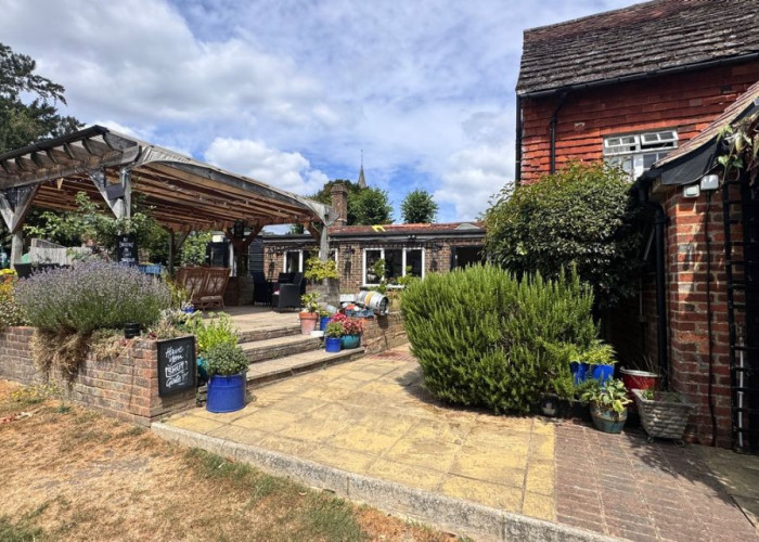 29. Patio / Veranda, Beer Garden