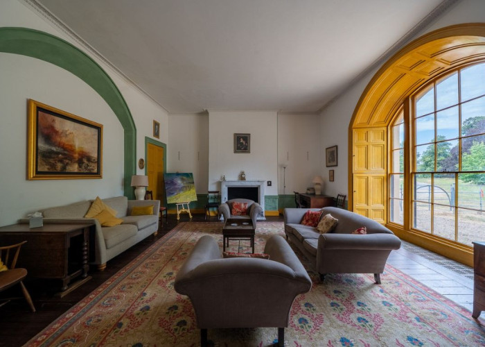 37. Livingroom