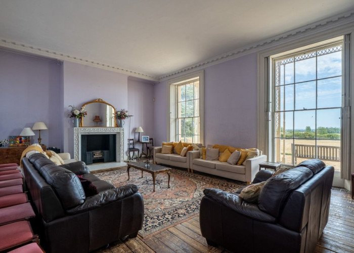 50. Livingroom