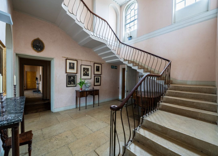 51. Staircase (Sweeping)