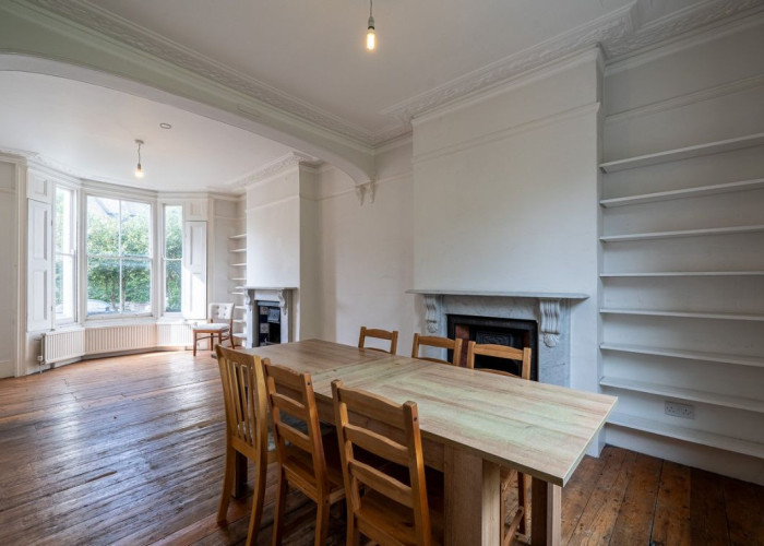 2. Diningroom